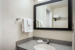 La Quinta Inn by Wyndham Oshkosh - Salle de bain
