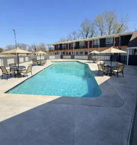 Americas Best Value Inn Ponca City - Piscine