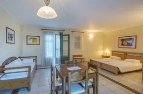 Kyveli Hotel Apartments - Chambre