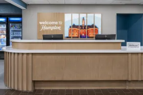 Hampton Inn & Suites Williamsburg Historic District - Reception