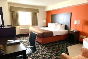 AmericInn by Wyndham Wausau - Zimmer