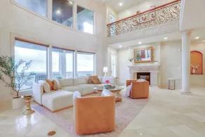 Bayfront Villa w/ Million-dollar Views in Seabrook - Interiør