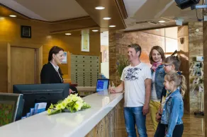 Hotel Termal - Terme 3000 - Sava Hotels & Resorts - Rezeption