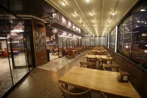 The Corner Hotel - Restaurant