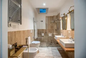 The Talent Hotel - Bathroom