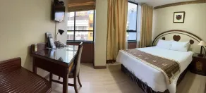 Hotel Oro Inn - Zimmer