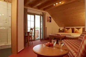 Landhotel Haringerhof mit Saunawelt und Naturbadeteich - Værelse