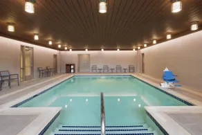 Hampton Inn Portland Downtown - Waterfront - Piscine
