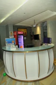The Brighton Hotel - Hall