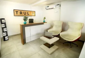 Truliv Olympus Elite - Zona de estar del vestíbulo