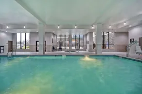 Homewood Suites by Hilton Orange New Haven - Piscine