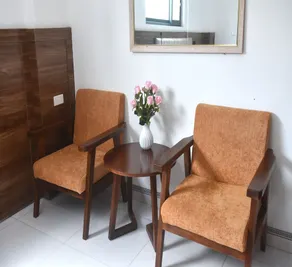Thanh Hang Hotel near Emerald My Dinh - Quarto
