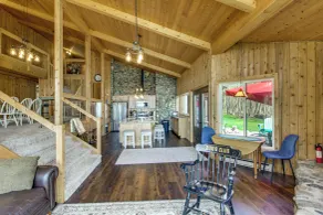 Private Dock & Gull Lake Access! Spacious Retreat - Interiør