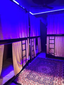 Amritsar Backpackers Hostel - Zimmer