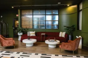 Anthem House Huntsville MidCity, powered by Placemakr - Sittområde i lobbyn