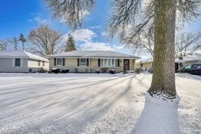 12 Mi to St Paul: Pet-friendly Home w/ Backyard - Interiør