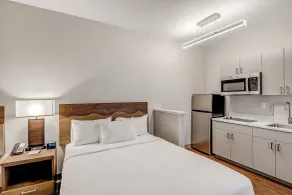 Aspen Suites Hotel Fairbanks - Room