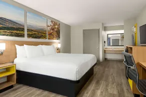 Days Inn by Wyndham Fulton - Zimmer