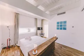 Suite 10 Home Design & Spa - Room