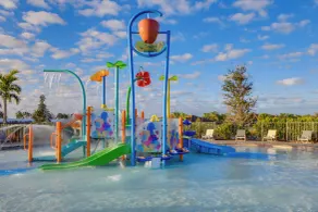 Resort-style Living! Walkable Bradenton Getaway - Innvendig