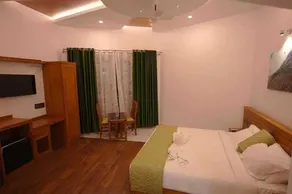 Love Hills Resort - Rum