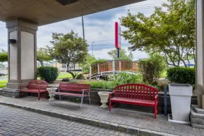 Red Roof Inn PLUS+ Woodbridge - Carteret - Restaurant