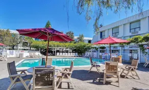 Motel 6 San Francisco - Redwood City - Piscine