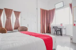 RedDoorz Syariah near Arafah Hospital Jambi - Chambre