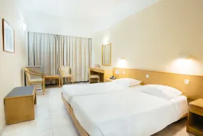 Hotel Riviera - Habitación