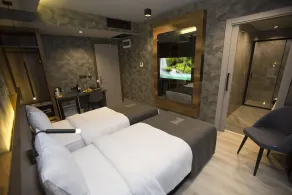 Emens hotel - Chambre