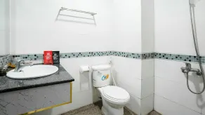 Tahami Hotel Thu Duc - Bathroom