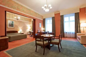 Grand Hotel - Room