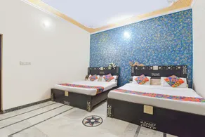 Fabhotel Pink Haveli - Chambre