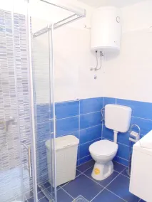 Peruzovic Rooms 2 - Banheiro