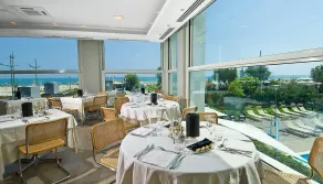 Hotel Sarti - Restaurang