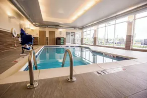 Fairfield Inn & Suites by Marriott Philadelphia Broomall/Newtown Square - Piscine