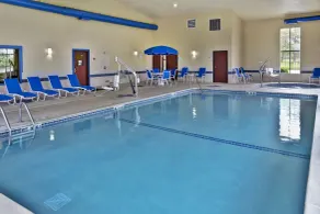 Holiday Inn Express Hotel & Suites Woodhaven by IHG - Pool