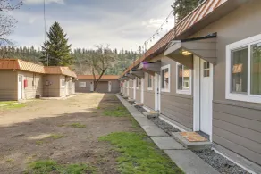Unit 5: 1-br w/ Workspace, Quick Hospital Run - Innenbereich