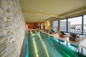 premium by GS Hotel - Piscine
