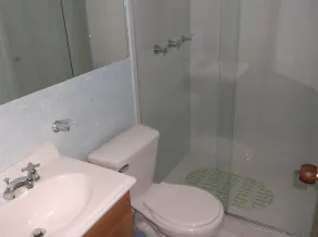 Hayuelos  Apartamentos Cerca al Aeropuerto el Dorado - Bathroom