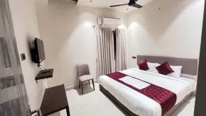 Hotel GMR Pearls - Image 1