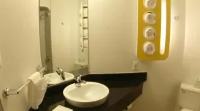 Motel 6-Irving, TX - DFW Airport North - Salle de bain