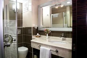 Turist Hotel - Bathroom