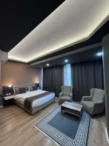 The Montana City Hotel - Room