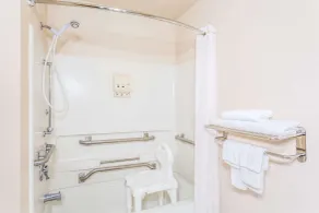 Super 8 by Wyndham Mesa Gilbert - Salle de bain