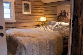 Cozy Cabin Retreat in Scenic Valley, E6 South of Trondheim - Værelse