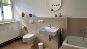 Habitación en casa de familia apta para familias con jardín y terraza - Baño