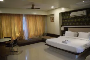 Hotel Seven Sky - Room