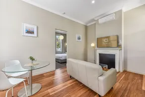 Aloha Central Platinum Apartments - Restauration dans la chambre