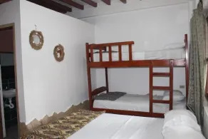 Hostal Machalilla - Habitación
